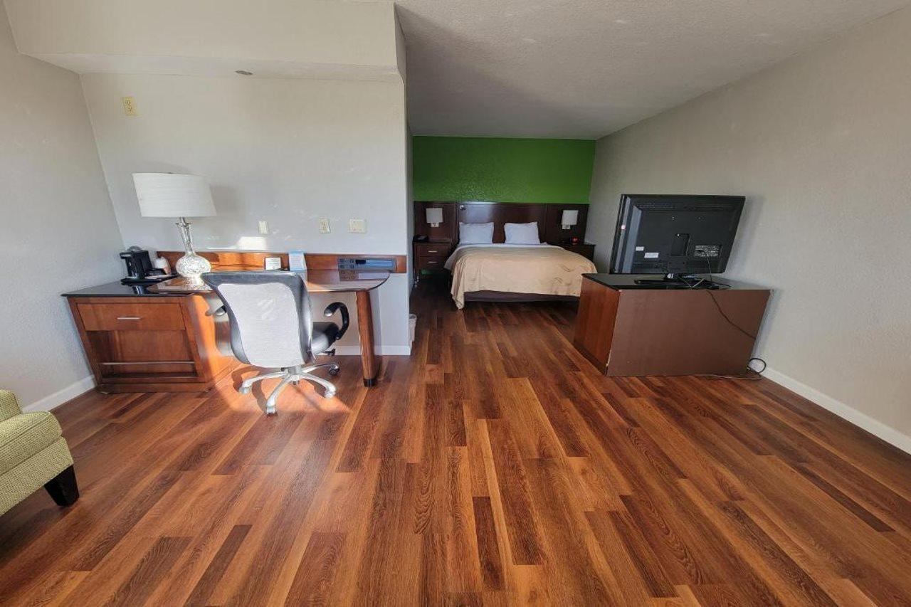 Quality Inn Oklahoma City South Εξωτερικό φωτογραφία