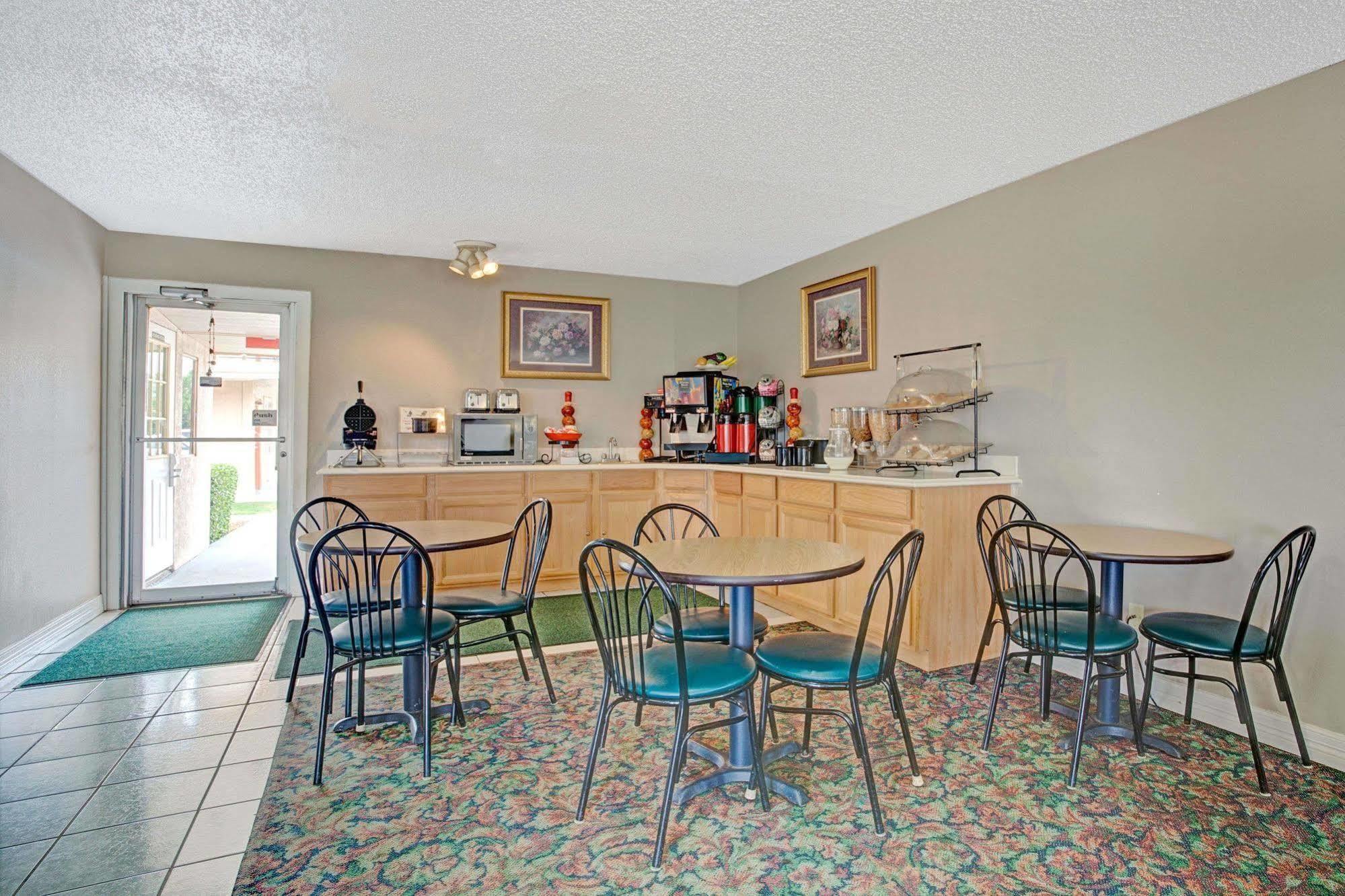 Quality Inn Oklahoma City South Εξωτερικό φωτογραφία